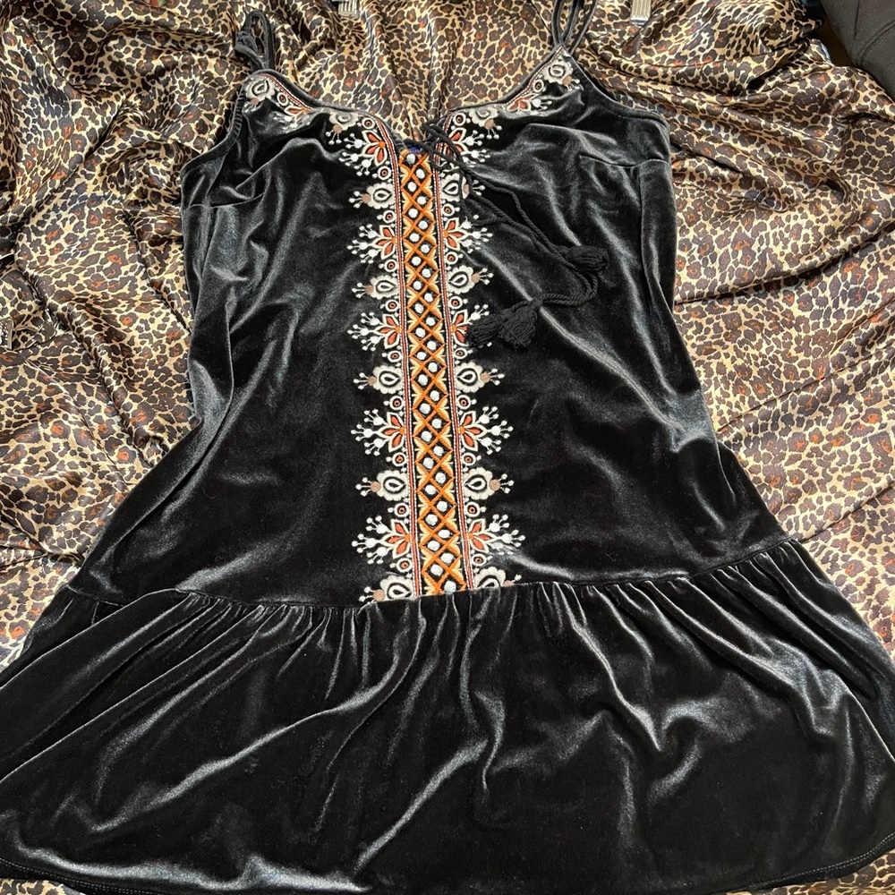 Aeropostale Crushed Velvet Black Dress - Picture 11 of 12